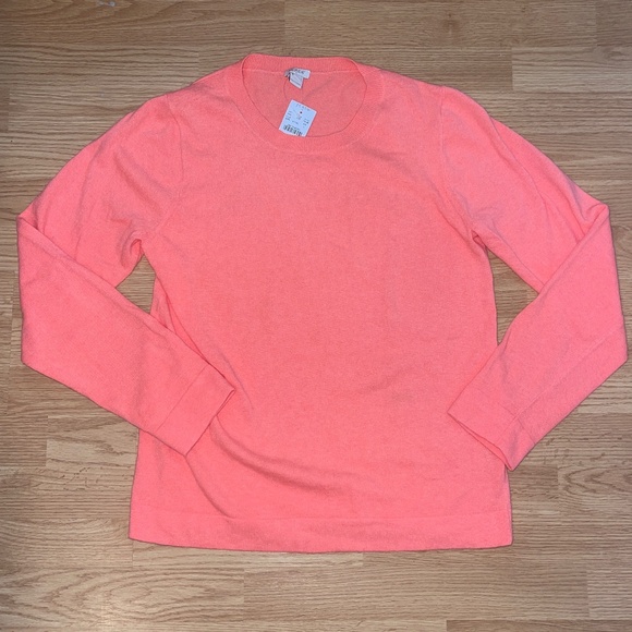 J. Crew Coral Sweater - Picture 1 of 6